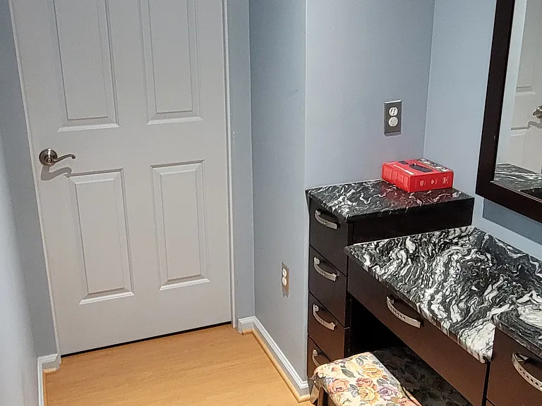 21381 Maidsville Ct — Photo 5