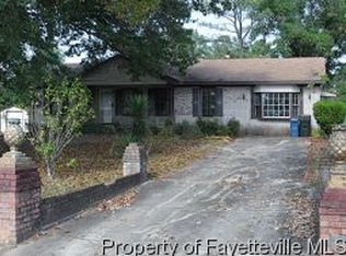 6626 Grist Mill Rd, Fayetteville, NC 28314