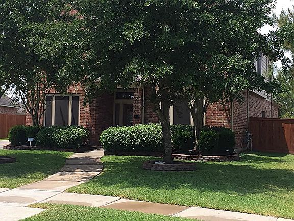 2nd image of 26819 Cascade Woods Ln