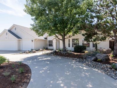 54 N Bush Ave, Clovis, CA, 93612