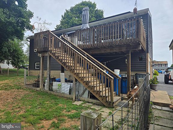 5th image of 128 Deer Dr