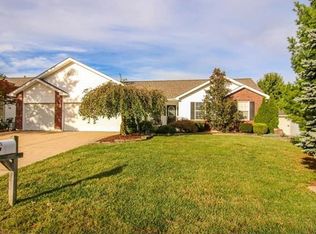 1341 Governors Run Ct, O'Fallon, MO 63366