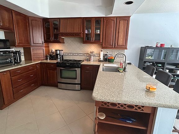 4th image of 3685 Canyon Terrace Dr