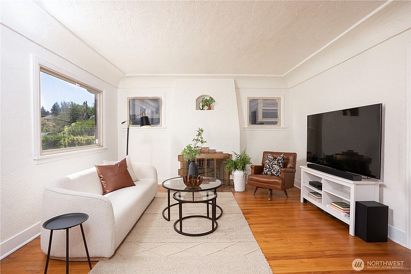 5th image of 3111 N 11th Street
