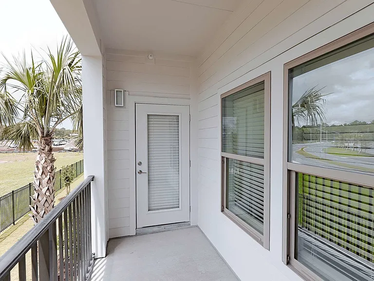 Forena Luxury Living — Photo 115