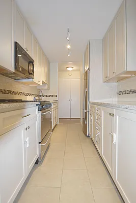 Rented by Bold New York | media 2