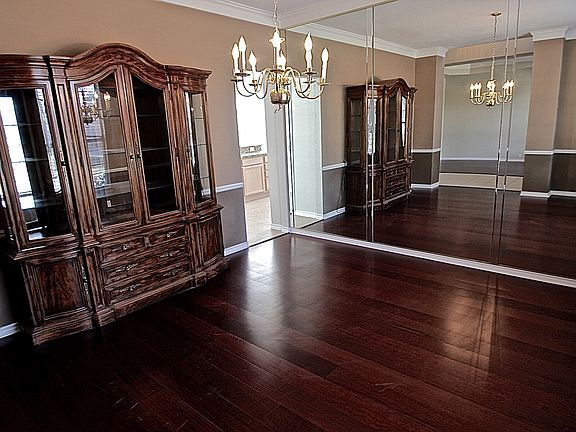 5th image of 2224 Everglade Ct