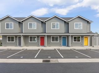 2673-2687 S Cloverleaf Loop, Springfield, OR 97477