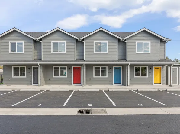 2673-2687 S Cloverleaf Loop, Springfield, OR 97477