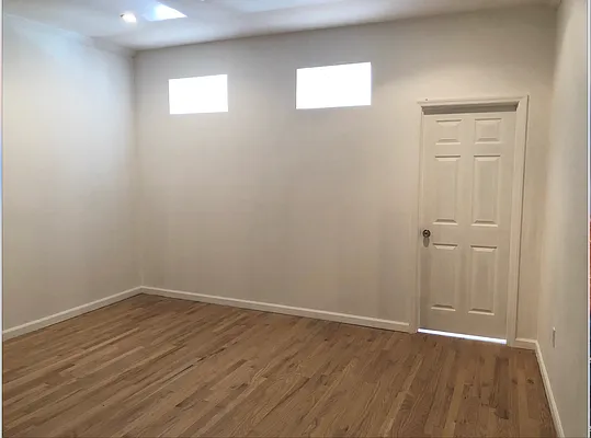 Rented by REAL New York | media 12