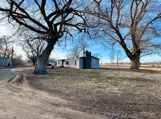 5015 N Dean Rd, Hutchinson, KS 67502