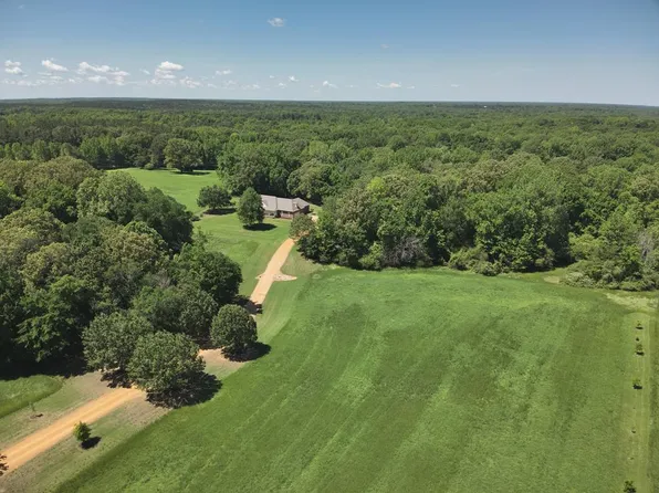 350 Jackson Rd, Senatobia, MS 38668