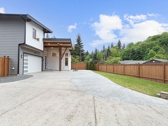 2nd image of 719 Edmonds Way