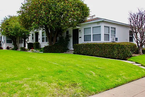 12211 Ocean Park Blvd #12211 Photo 1