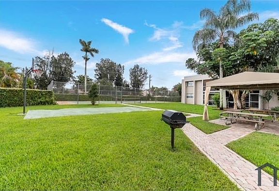 4th image of 8527 Old Country Mnr APT 505