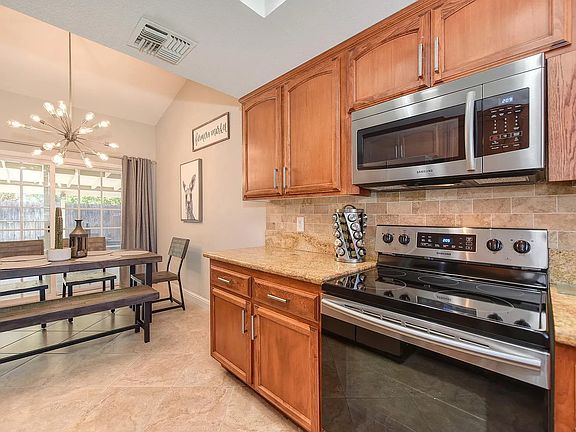 4th image of 5014 Linenfold Ct #1A
