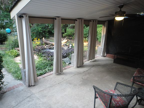 3rd image of 1001 E Broad St