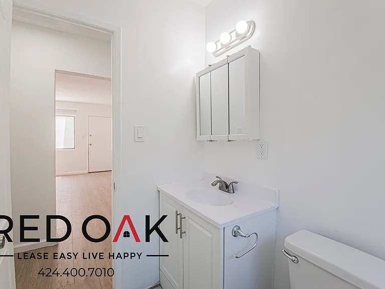 8118 S Western Ave #2 — Photo 15