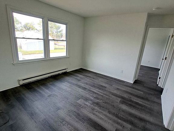 4th image of 1 Reid St #3