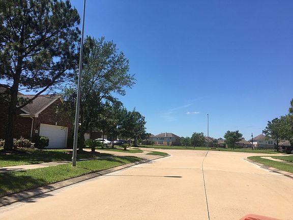 5th image of 24506 Connor Grove Ct