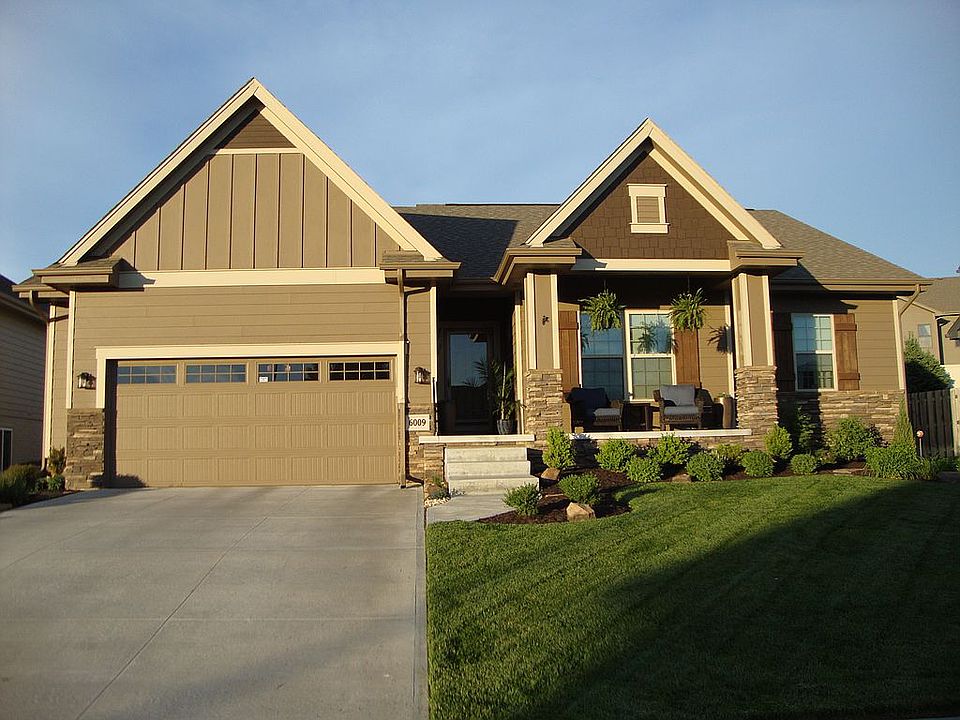 1st image of 6009 S 193rd Ave