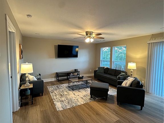 2nd image of 11684 Dogwood Dr