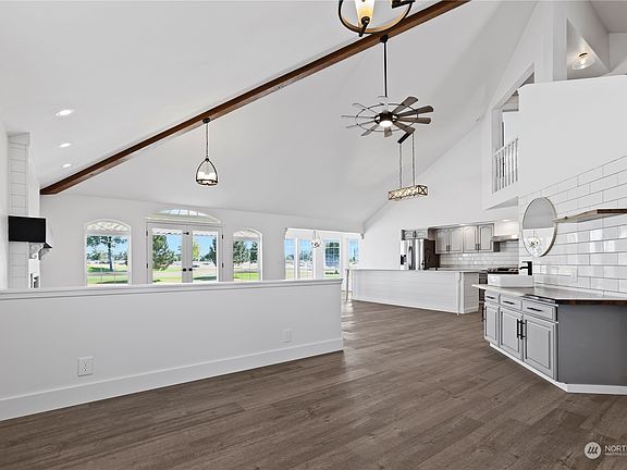 3rd image of 6671 NE Eagle Drive