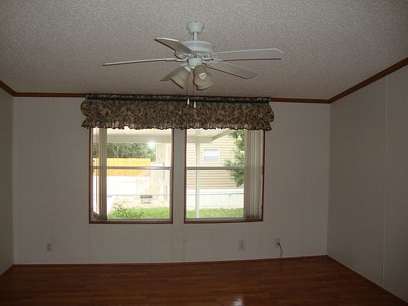 3rd image of 1096 Canopy Ln