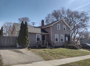 628 12th St, Port Huron, MI