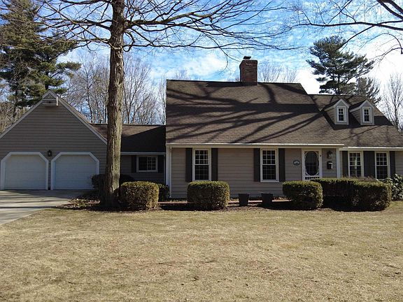 2nd image of 1191 N Saddlebrook Ct