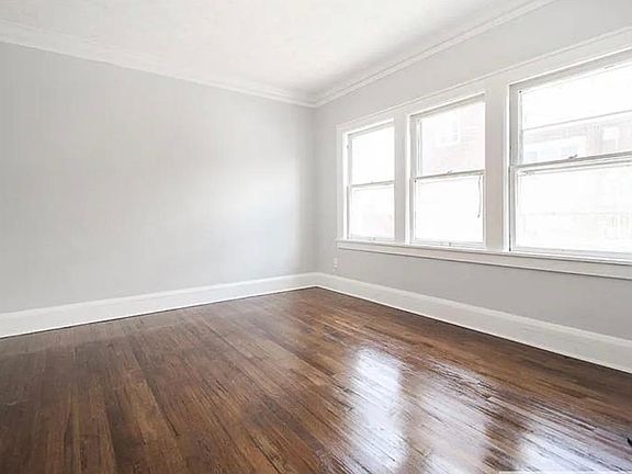 3rd image of 13315 Madison Ave #2