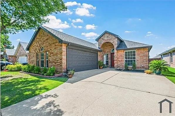 4418 Emerald Leaf Dr — Photo 1