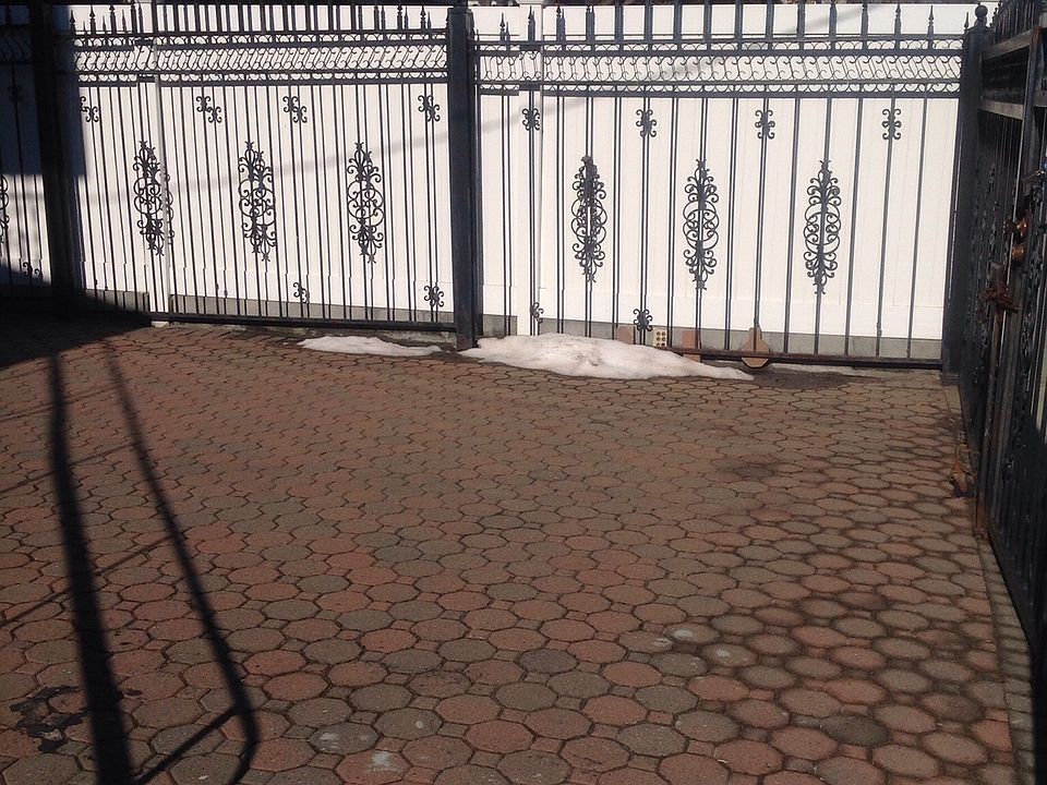 2nd image of 3471 Mickle Ave