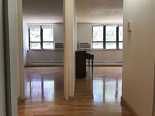 5th image of 300 Cathedral Pkwy APT 2G