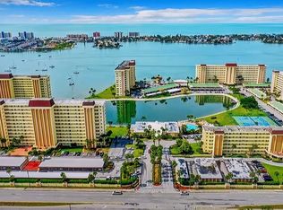 4700 Cove Cir APT 109, Saint Petersburg, FL 33708