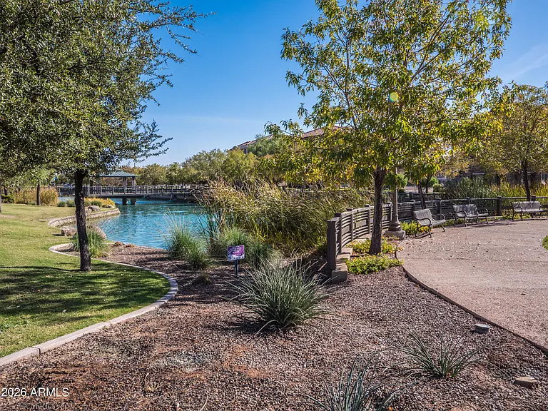 1628 E Canyon Creek Dr — Photo 47