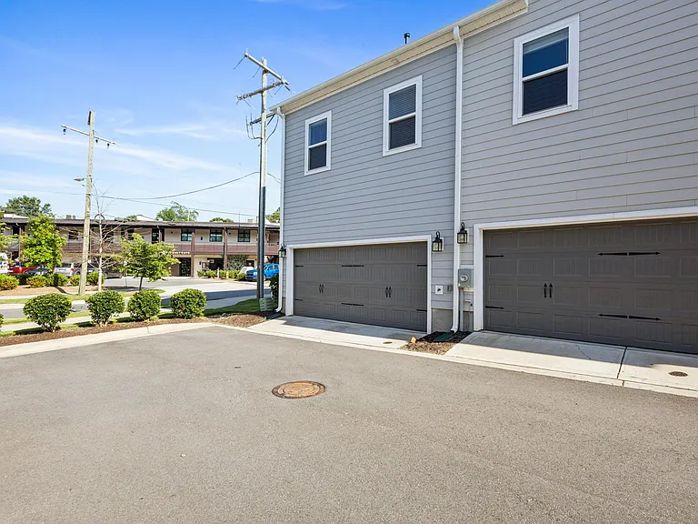 5008 Calvine Mill Way — Photo 27