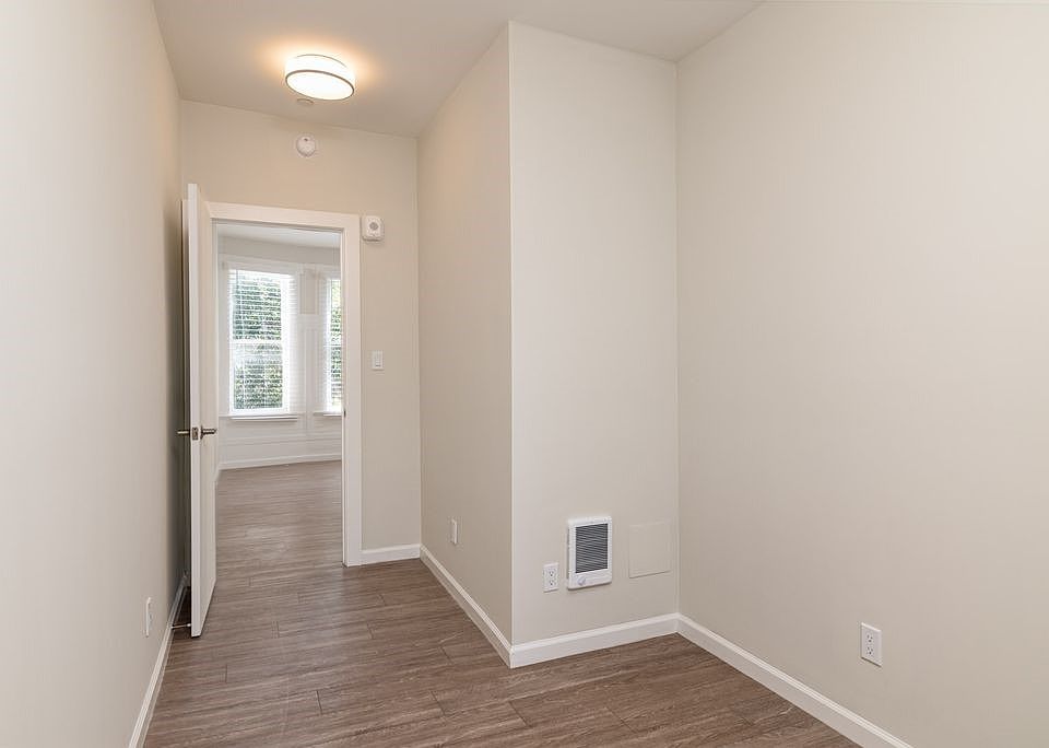 1st image of 1167 Pine St #15A