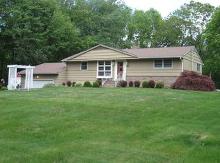 483 Howellton Rd, Orange, CT 06477