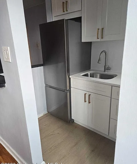 2400 E 3rd St #E26 — Photo 5