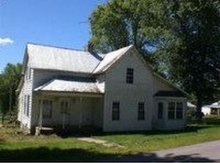 405 W 6th St, Meta, MO 65058