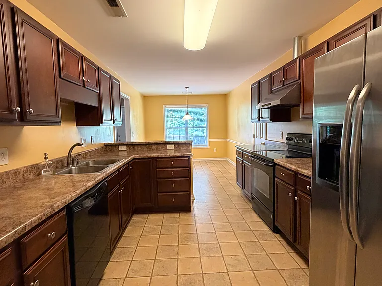 4566 Woodway Dr — Photo 5