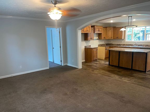 3rd image of 237 Sylvania Ave
