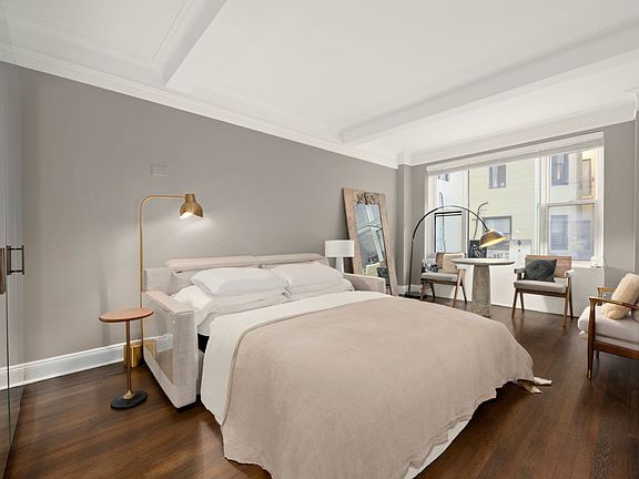 3rd image of 7 Park Ave APT 2H