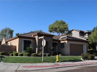 19 Winding Rd, Henderson, NV 89052