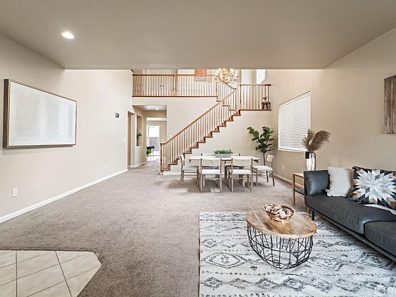 3rd image of 2093 Catalpa Way