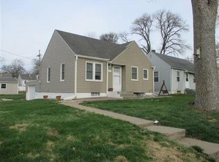 2612 Jackson St, Bellevue, NE 68005