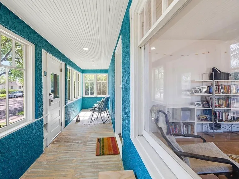 710 E Gibbon St — Photo 3