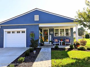 29 Paradise Blvd, Toms River, NJ 08757