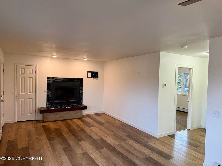 2 bed, 1200 sqft, $1,850 — Photo 1